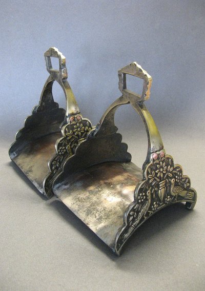 Paire d'Etriers En Bronze Empire Ottoman XIXe.
