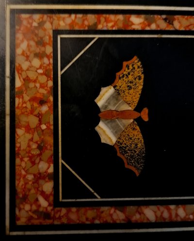 MARQUETERIE DE MARBRES - ITALIE - XIXEME SIECLE -