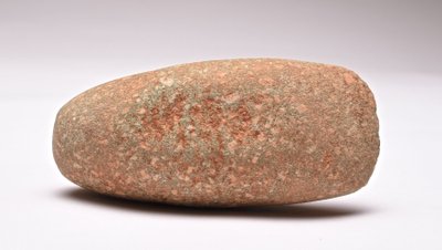 Hache polie néolithique en dolérite - certificat d’authenticité