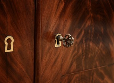 Credenza in mogano, stile Impero - seconda metà del XIX secolo