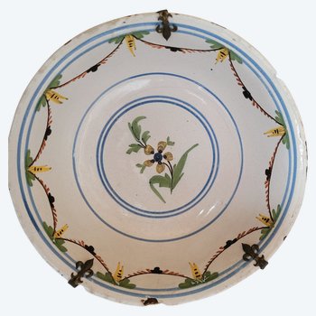 Saladier Nevers Fin XVIII debut XIX antiquite faience  porcelaine ceramique