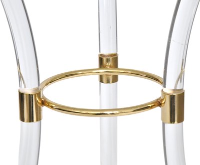 Tavolo con piedistallo Hollywood Regency in ottone dorato e lucite attribuito a Charles Hollis Jones