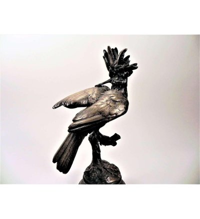 Bronzo, L'upupa che sistema le sue piume di Alfred Dubucand (1828-1894)