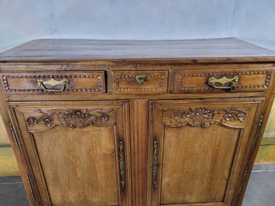 Niedriges Sideboard aus normannischer Eiche