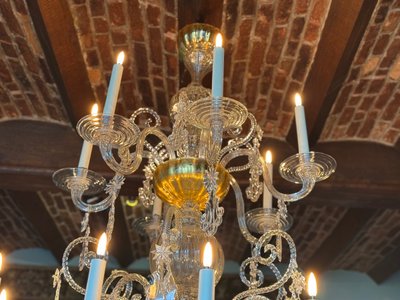 Liège chandelier in blown glass, two tiers of light arms, 18th century
