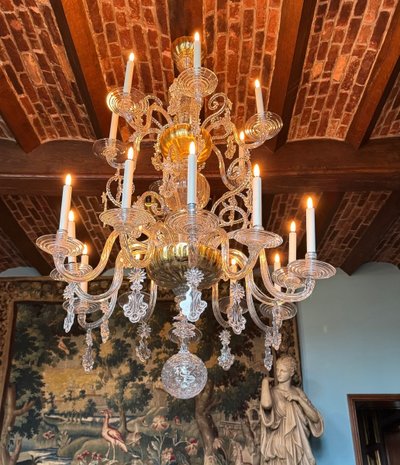 Liège chandelier in blown glass, two tiers of light arms, 18th century
