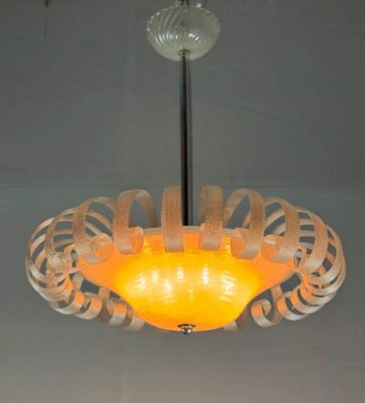 Venetian chandelier in iridescent white Murano glass, circa 1930