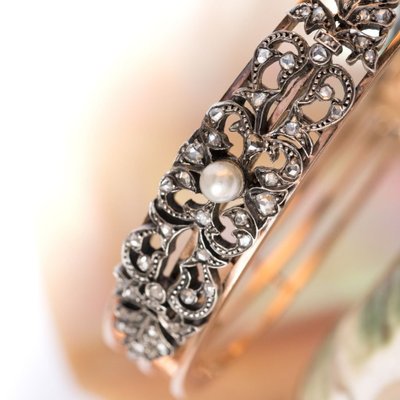 Antikes Armband mit Diamanten und feiner Perle
