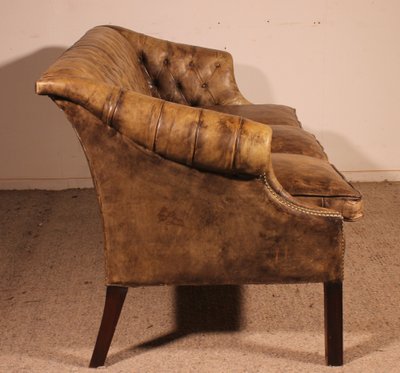 chesterfield 3 places en cuir vert olive clair