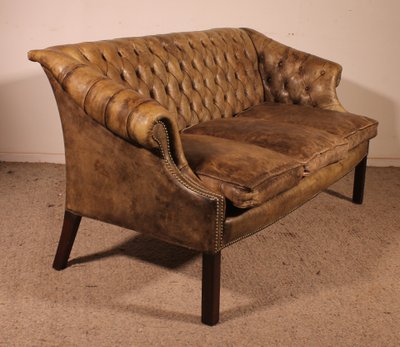chesterfield 3 places en cuir vert olive clair