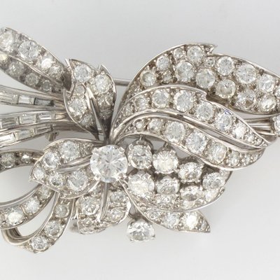 Spilla con diamanti brillanti e baguette