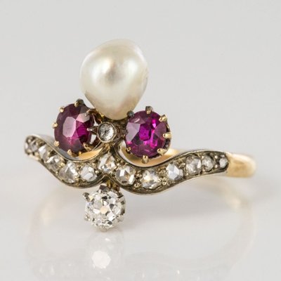 Bague Ancienne Duchesse Rubis Diamants Et Perle Fine