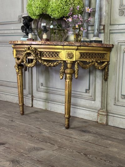 Console Louis XVI en bois sculpté et doré marbre brocatelle du Jura, XVIIIème siècle