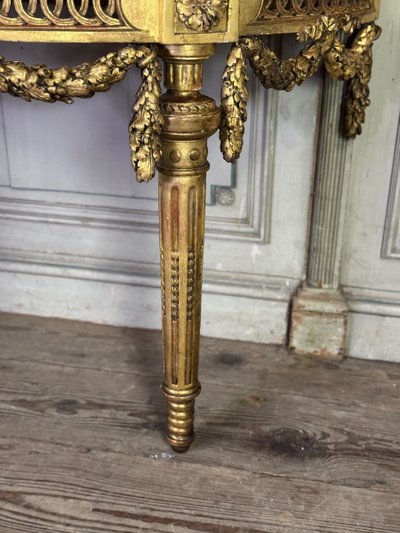 Console Louis XVI en bois sculpté et doré marbre brocatelle du Jura, XVIIIème siècle