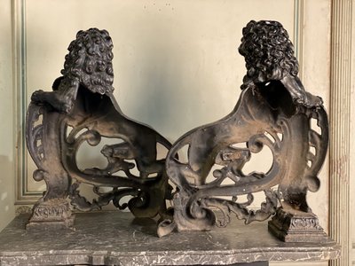 Paire De Chenets En Fonte