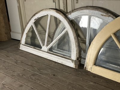 Suite De Quatre Baies D’imposte D’orangerie