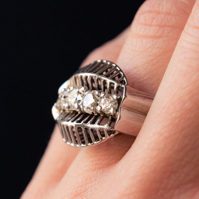 Vintage White Gold Diamonds Ring