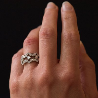 Platinum Ribbed Diamond Ring