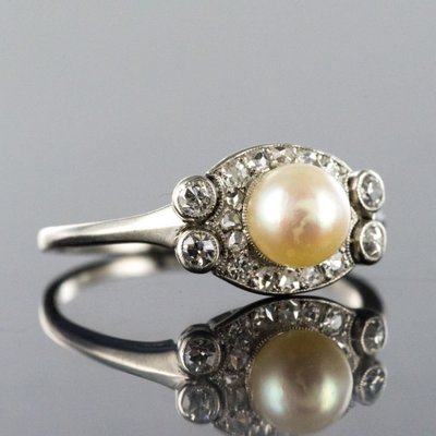 Anello Art Déco con diamante e perle coltivate
