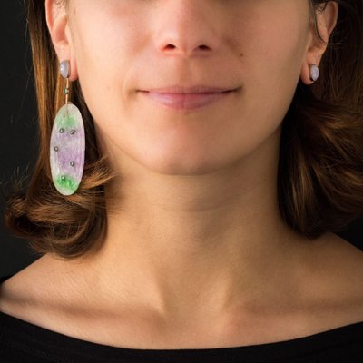 Orecchini di giada viola e smeraldo