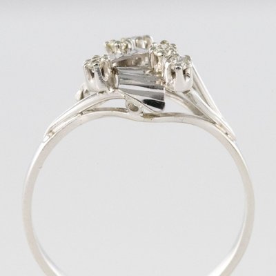 Vintage White Gold Diamonds Ring