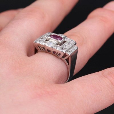 Bague Art Déco Platine Rubis Diamants