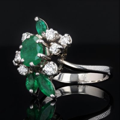 Anello vintage con smeraldo e diamante