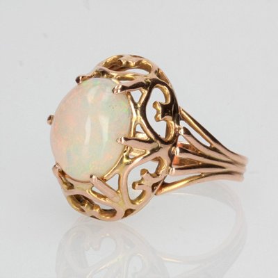 Anello vintage in opale e oro rosa