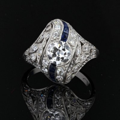 Art Deco Ring Kalibrierte Diamanten Saphire