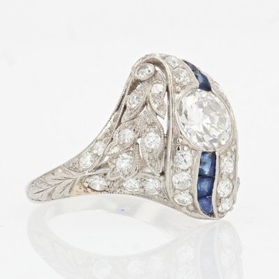 Art Deco Ring Kalibrierte Diamanten Saphire