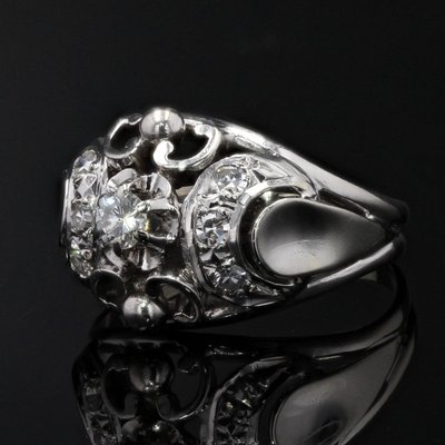 Bague Bombée Or Blanc Diamants