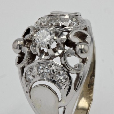 Bague Bombée Or Blanc Diamants