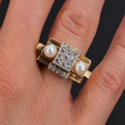 Fine Pearl Tank Diamond Ring