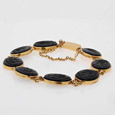 Bracelet En Or Et Intailles De Guerriers Casqués