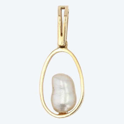Gold Pendant And Its Baroque Pearl
