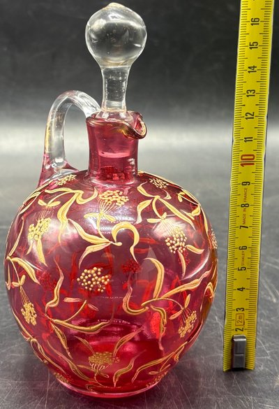 ALCOHOL DECANTER