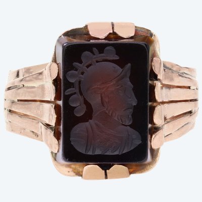 Old Ring In Gold And Intaglio