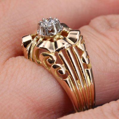 Vintage Openwork Gold And Diamond Ring