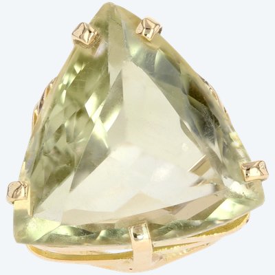 Lemon Quartz Ring And Its Vintage Gold Frame
