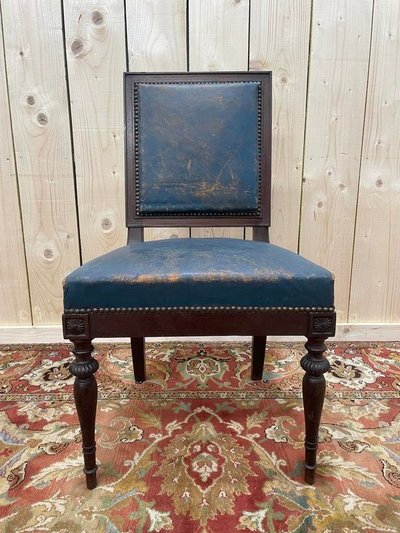Suite of 16 Napoleon III chairs in solid mahogany