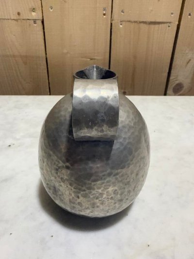 Pot à lait signé "Jean Després"