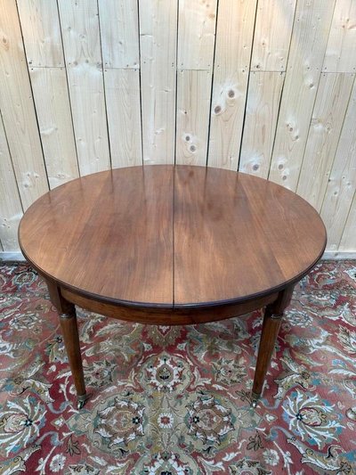 Louis XVI 230 cm round mahogany dining table