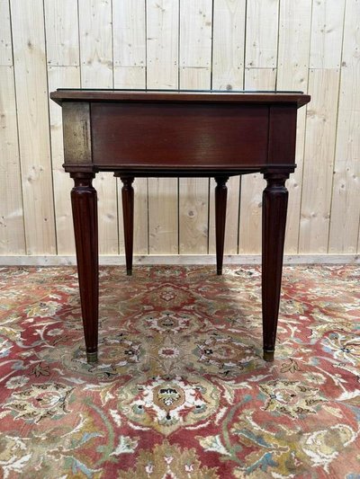 Bureau de Dame plat de style Louis XVI