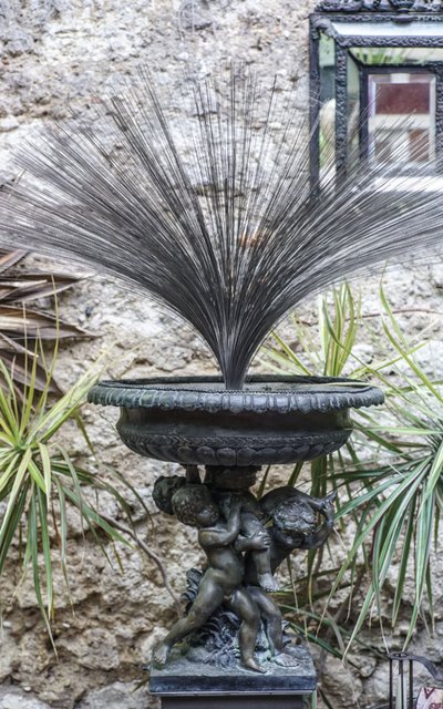 BRONZE PUTTI FOUNTAIN
