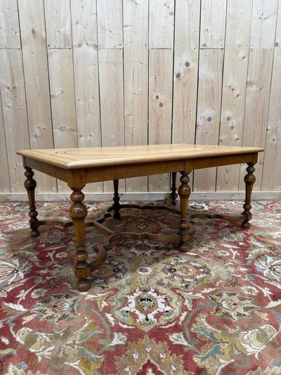 Couchtisch im Louis XIII -Stil in Entkrose