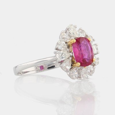 Bague Saphir Rose Et Diamants Taillés En Poire