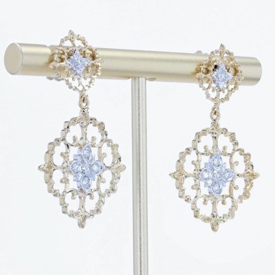 Orecchini pendenti in oro giallo e bianco con diamanti Arabesque