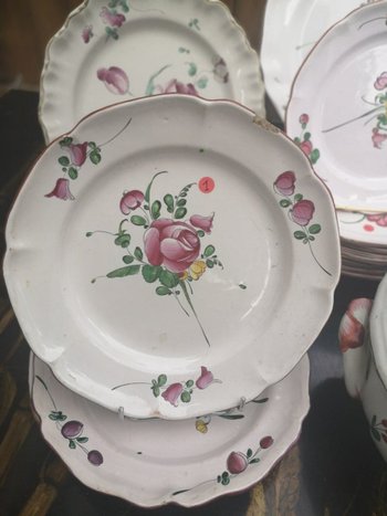 Partie de service de table - Faïence de l'est - XIXème siècle 