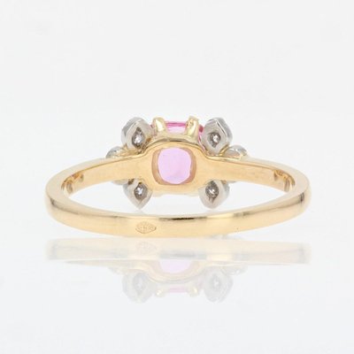 Feiner Ring mit rosa Saphir und Diamant