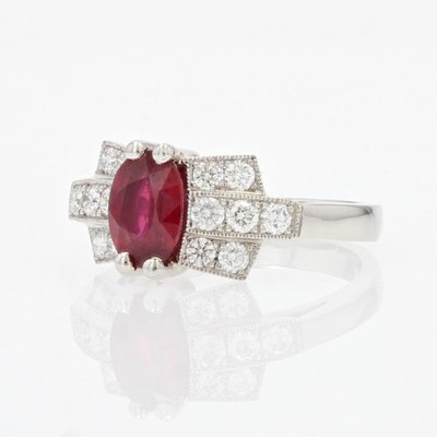 Anello in stile Art Déco con rubini e diamanti